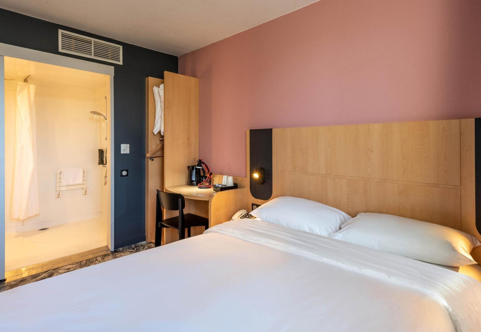 B&B HOTEL Calais Terminal Cité Europe 3 étoiles Coquelles Exterior foto